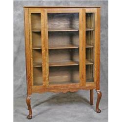 Sq. Queen Anne Oak China Cabinet w/Glass Sides