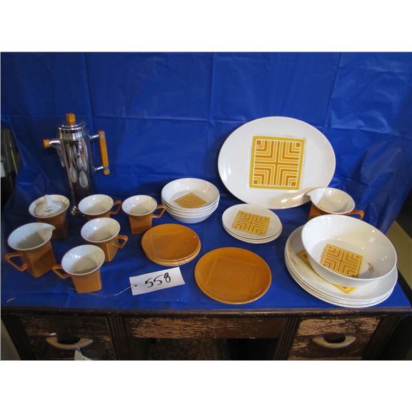 Partial set of Johnson brothers dinnerware