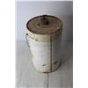 Image 6 : Kerosene Stove Can
