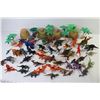 Image 7 : Large lot of Plastic Dinosaurs & Accessories