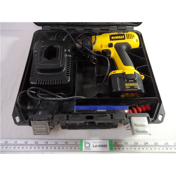 DeWalt 12V Cordless Drill (untested)