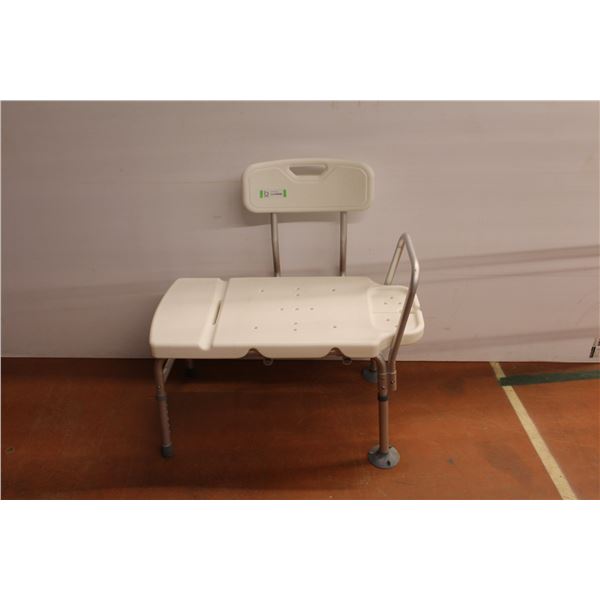 *Bathtub Access Seat