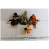 Image 1 : (4) Halloween/Fall Decorations - Scarecrow Witch, Scarecrow Pumpkins, Small Table Centrepiece