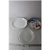 Image 1 : (2) Serving Plates and Pyrex Pie Plate