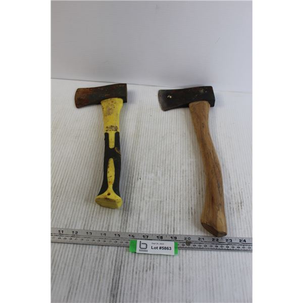 (2) Axes