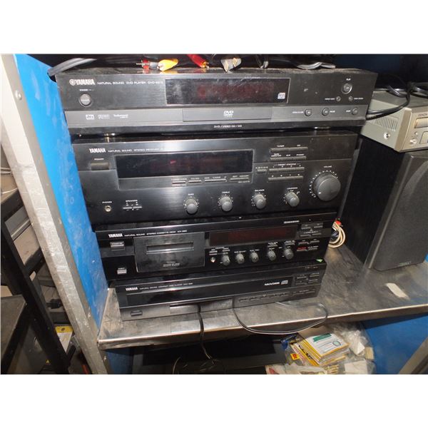 Yamaha Stereo System