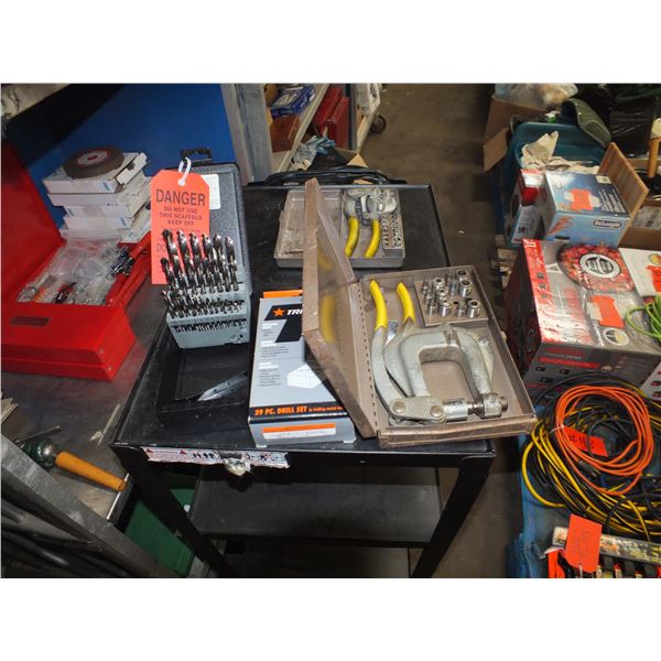 2 Drill Bit Sets & 2 Riveter's
