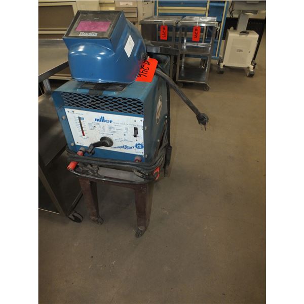 Miller Thunderbolt  225 Welder