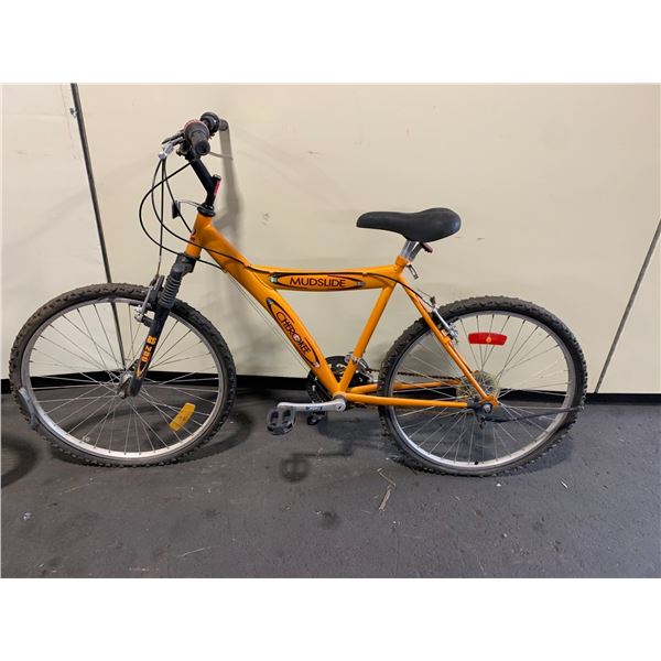 CHEROKEE MUDSLIDE ORANGE 18 SPEED FRONT SUSPENSION MOUNTAIN BIKE