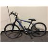 Image 2 : HYPER BOUNDARY TRAIL 26 GREY 18 SPEED FRONT SUSPENSION MOUNTAIN BIKE
