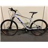 Image 2 : GT AGGRESSOR GREY 24 SPEED FRONT SUSPENSION MOUNTAIN BIKE WITH FULL DISC BRAKES