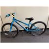 Image 2 : MOVELO ALGONQUIN TWENTY FOUR BLUE 18 SPEED MOUNTAIN BIKE WITH FULL DISC BRAKES