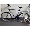 Image 2 : 2 BIKES: RALEIGH TOMAHAWK BLACK 21 SPEED MOUNTAIN BIKE WITH FULL DISC BRAKES