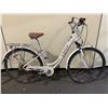 Image 1 : HORIZON INFINITY WHITE 6 SPEED FRONT SUSPENSION CRUISER BIKE WITH FULL DISC BRAKES