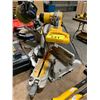 Image 2 : DEWALT DW718 12" DUAL-BEVEL HINGE SLIDE ELECTRIC COMPOUND MITER SAW