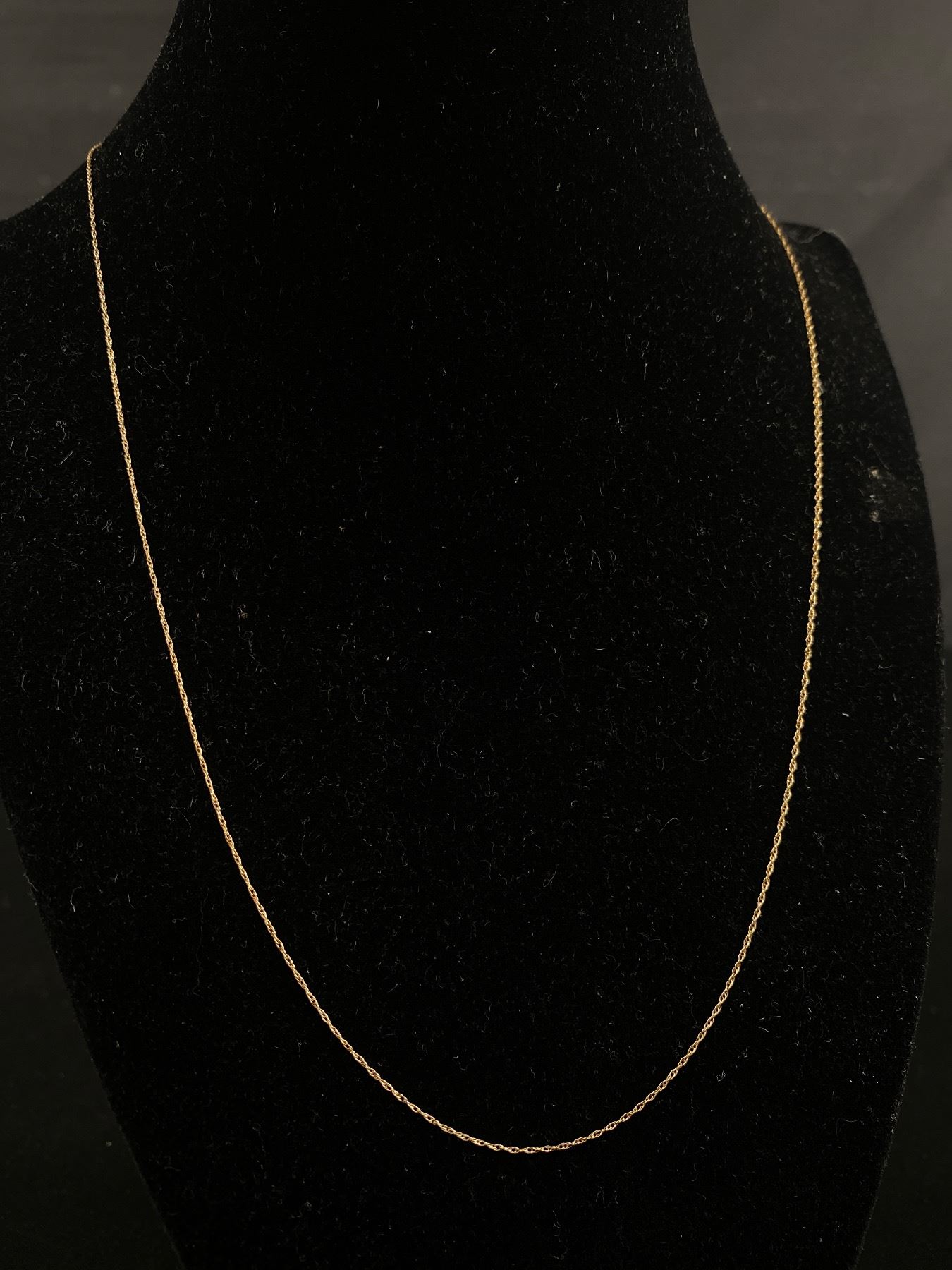 Fine Rope Chain 10K Yellow Gold Fine Rope Chain Necklace. 19.5