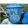 Image 2 : 6 HANGING STALL OF FIELD BAY FEEDERS , 3 SALT BLOCK HOLDERS, 2 RUBBER GRAIN BINS