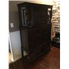 Image 2 : ANTIQUE OAK CHINA CABINET