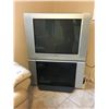 Image 1 : SONY WEGA 32" TV WITH STAND