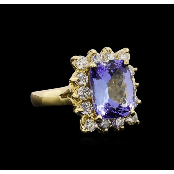 14KT Yellow Gold 5.15 ctw Tanzanite and Diamond Ring