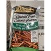 Image 2 : CASE LOT Snyders Gluten Free Pretzel Sticks 12 220g