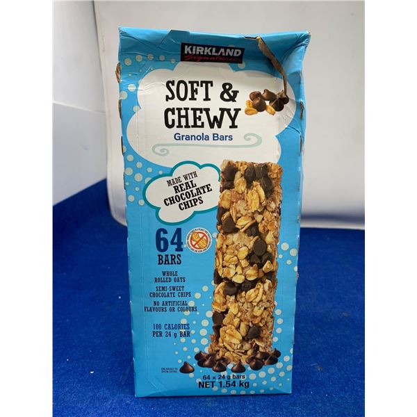 Kirkland Soft & Chewy Granola Bars (64 x 24g)