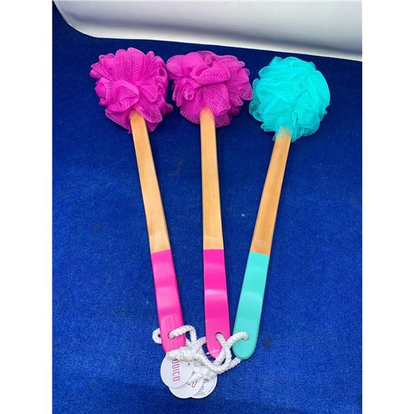 Lot of 3 Loofahs
