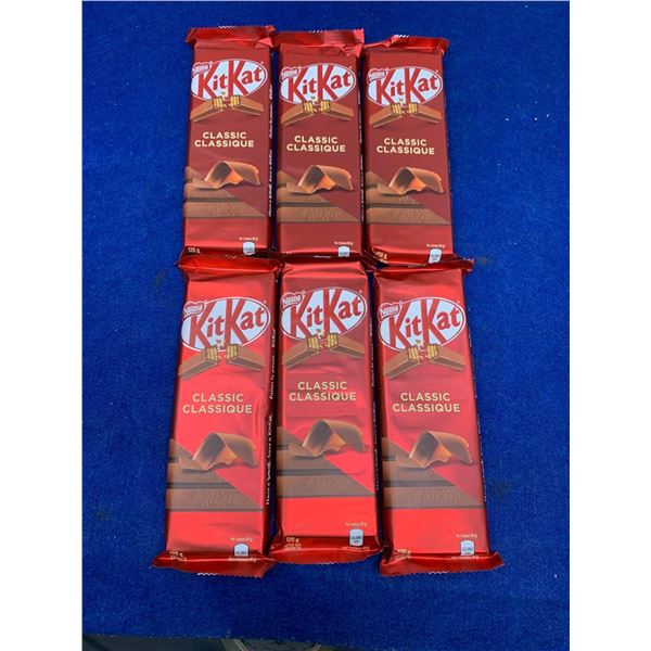Nestle KitKat Classic Candy Bars (6 x 111g)