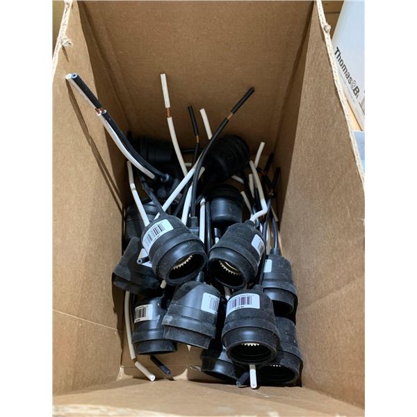 Lot of 16  Re3placement Light Sockets