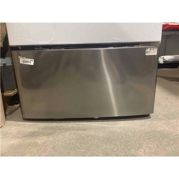 LG Graphite Stool Finish Sidekick 1.1 CuFt Washer