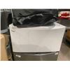 Image 1 : Electrolux Under Washinger/Dryer Storage Drawer