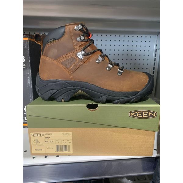 Keen Women's Hiking Boots Size 8.5
