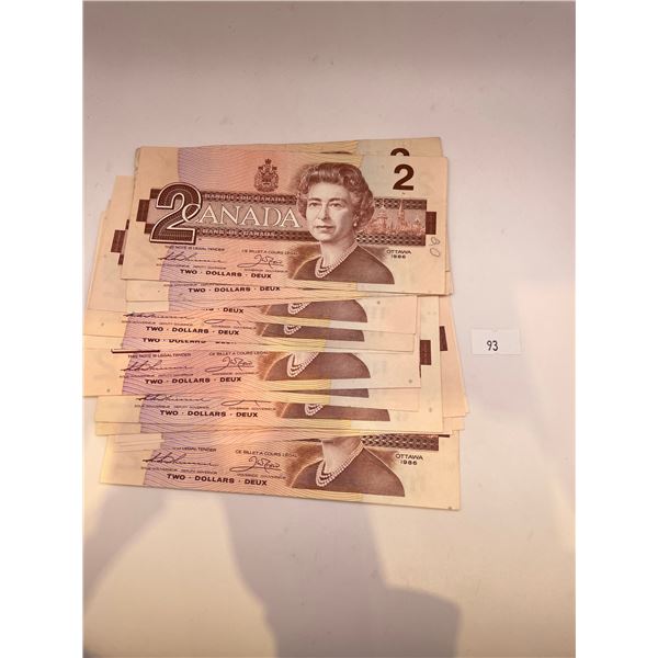 1986 2 Dollar Canadian Banknote
