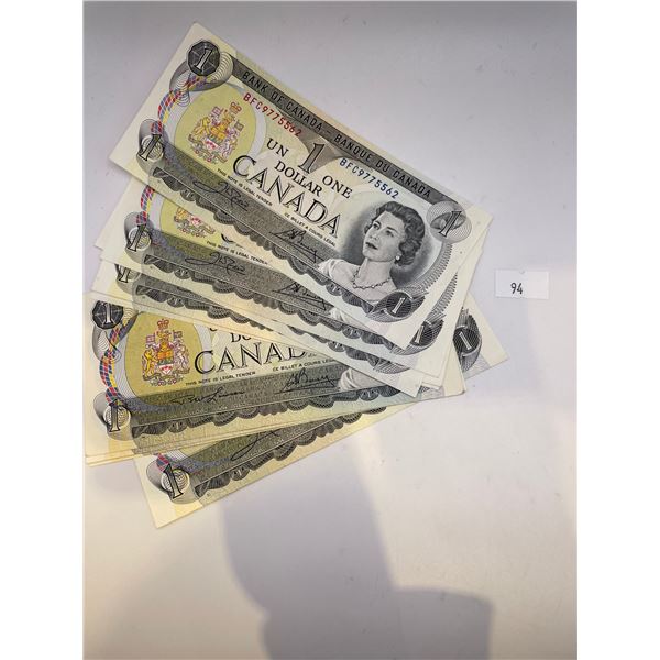 1973 1 Dollar Canadian banknotes