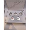 Image 2 : 2015 $10 Colourful Songbirds Fine Silver 5-Coin Fine Silver Coin Set with Deluxe Box
