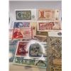 Image 1 : Variety of Foreign Bills