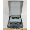 Image 3 : OLIVETTI UNDERWOOD LETTERA 32 TYPEWRITER