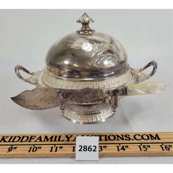 STANDARD SILVER CO. LTD - COVERED BUTTER DISH W/ KNIFE