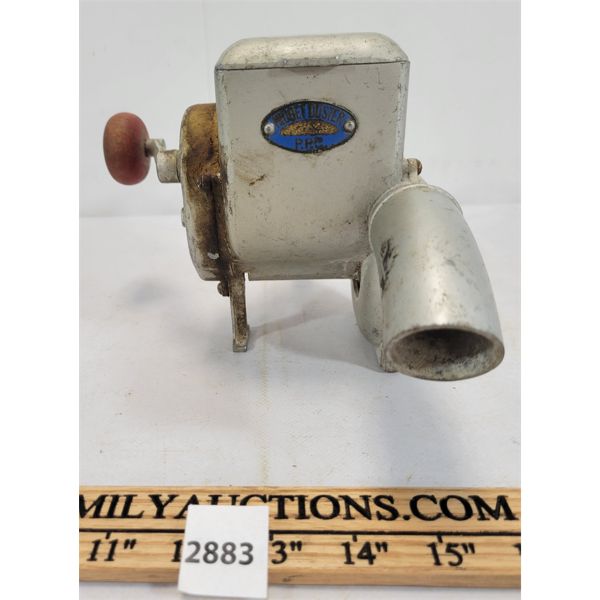 MIDGET DUSTER HAND CRANK SPREADER