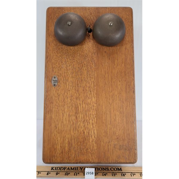 OAK CABINET RINGER BOX