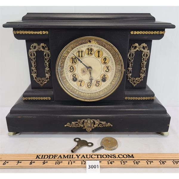 BURLINGTON NEW HAVEN MANTLE CLOCK W/ KEY