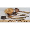 Image 1 : LOT OF 6 - WOODEN BOWL, SPOONS & LADLES