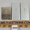 Image 2 : LOT OF 3 - 4GB IPODS W/ CORDS