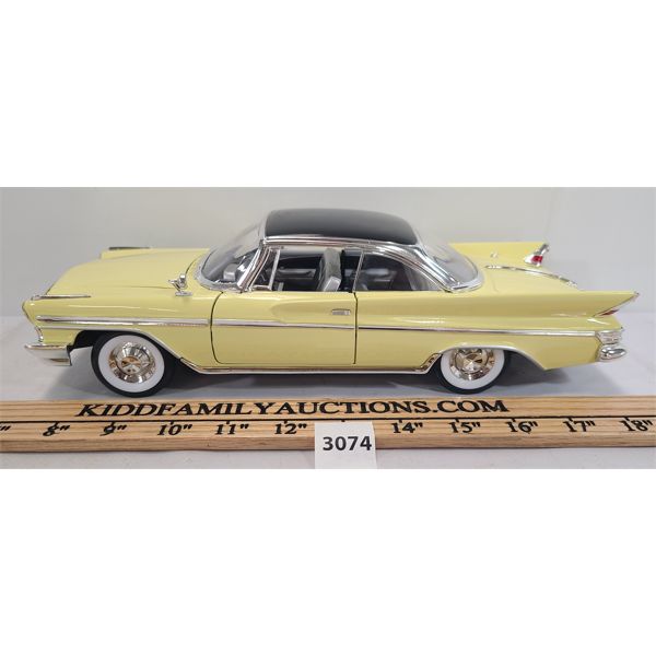ROAD SIGNATURE DIE CAST DESOTO ADVENTURER MODEL - 1:18 SCALE
