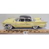 Image 1 : ROAD SIGNATURE DIE CAST DESOTO ADVENTURER MODEL - 1:18 SCALE