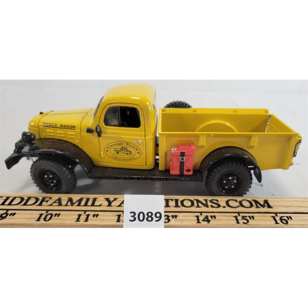 AUTO WORLD DIE CAST DODGE POWER WAGON