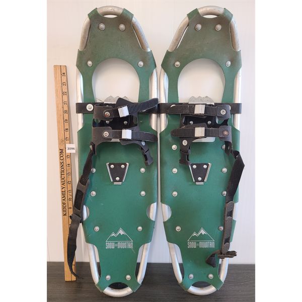 PAIR OF SNOW MOUNTAIN SNOWSHOES - 30 INCHES