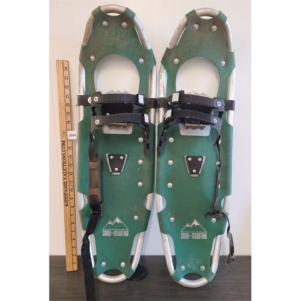 PAIR OF SNOW MOUNTAIN SNOW SHOES - 30 INCHES 