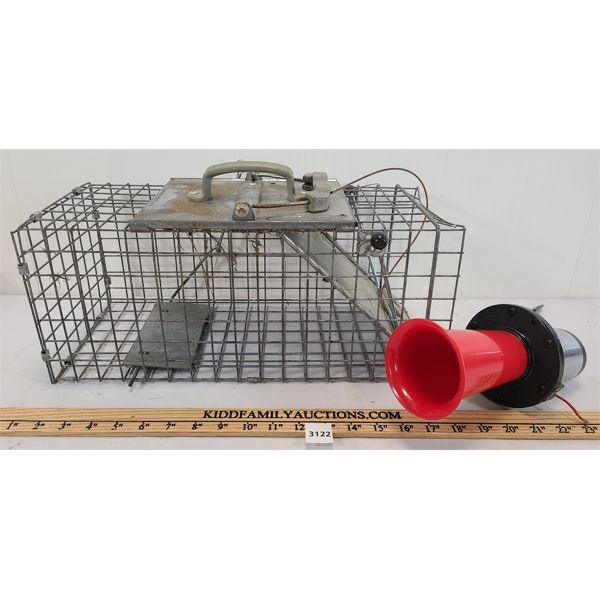 LOT OF 2 - ANTIQUE HORN & HAVAHART LIVE TRAP