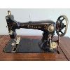 Image 3 : OAK TREADLE EATONIA SEWING MACHINE